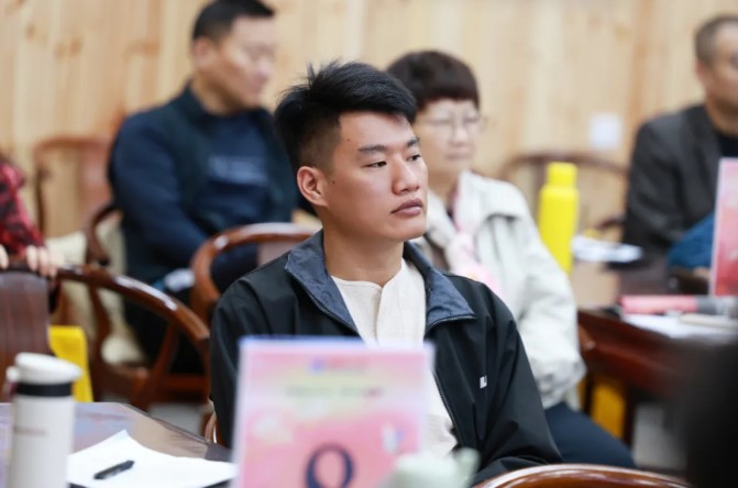 屏幕截圖 2025-11-27 085737.jpg